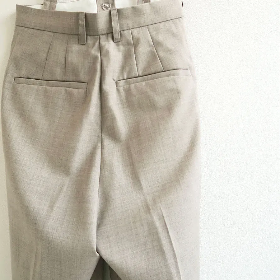 Suspender Tuck Pants