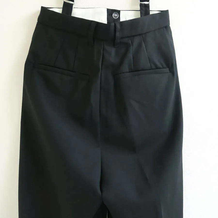 Suspender Tuck Pants