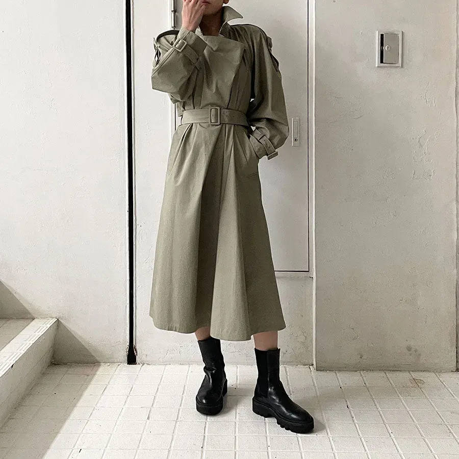Gimmick Dress