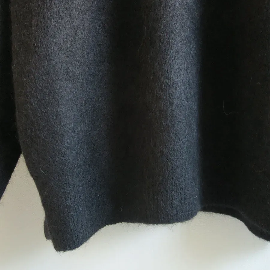 Alpaca Gimmick Knit