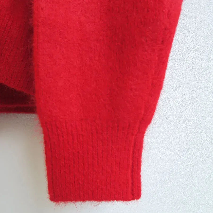 Alpaca Gimmick Knit