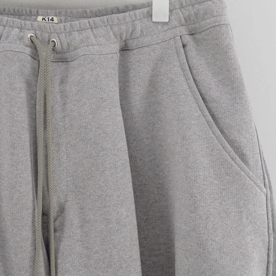 Pleated Balloon Sweat Shorts
