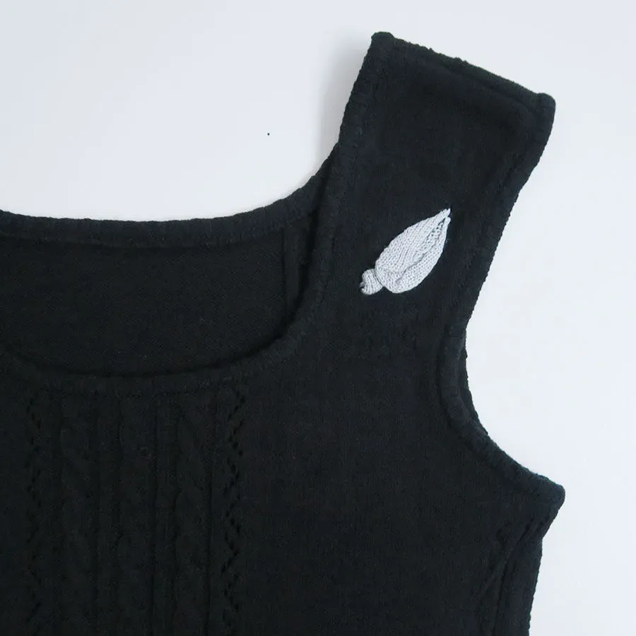 3D Floral Motif Sleeveless Knit Top