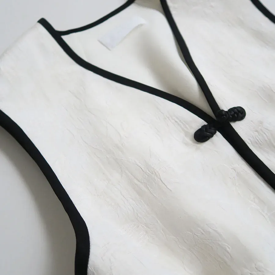 Raised Jacquard Frog Button Vest
