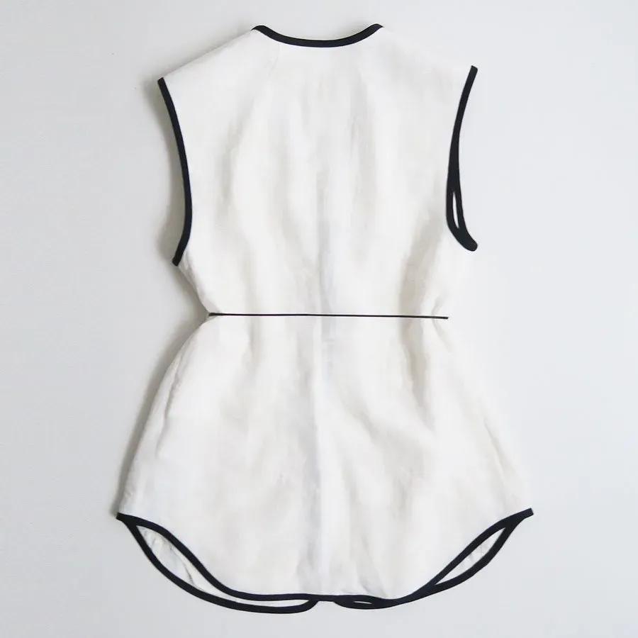 Raised Jacquard Frog Button Vest