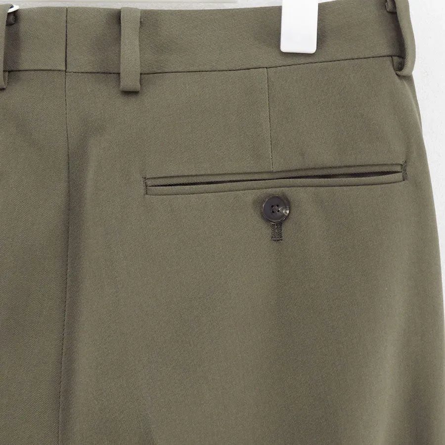 Light Wool Max Gabardine Two-Tuck Slacks