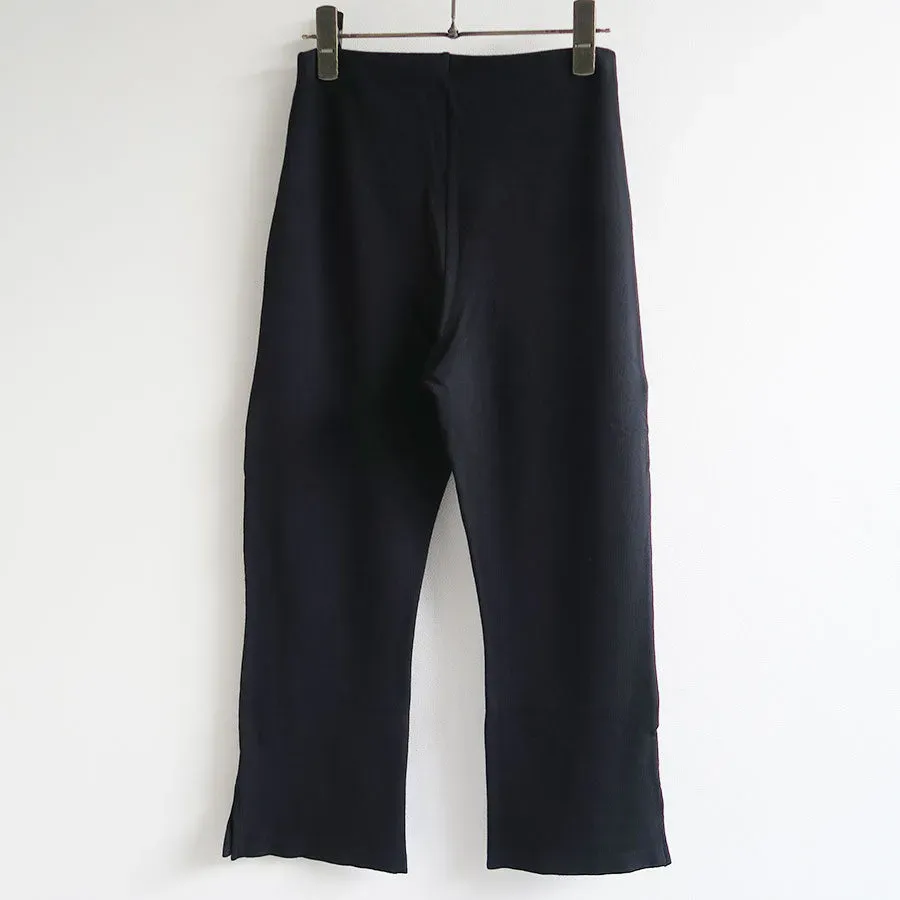 Collagen Ribbed Capri Pants