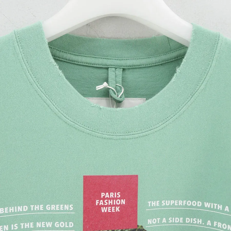 Farmes Magazine Cover T-Shirt