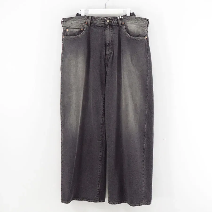 Floating Waist Denim Pants