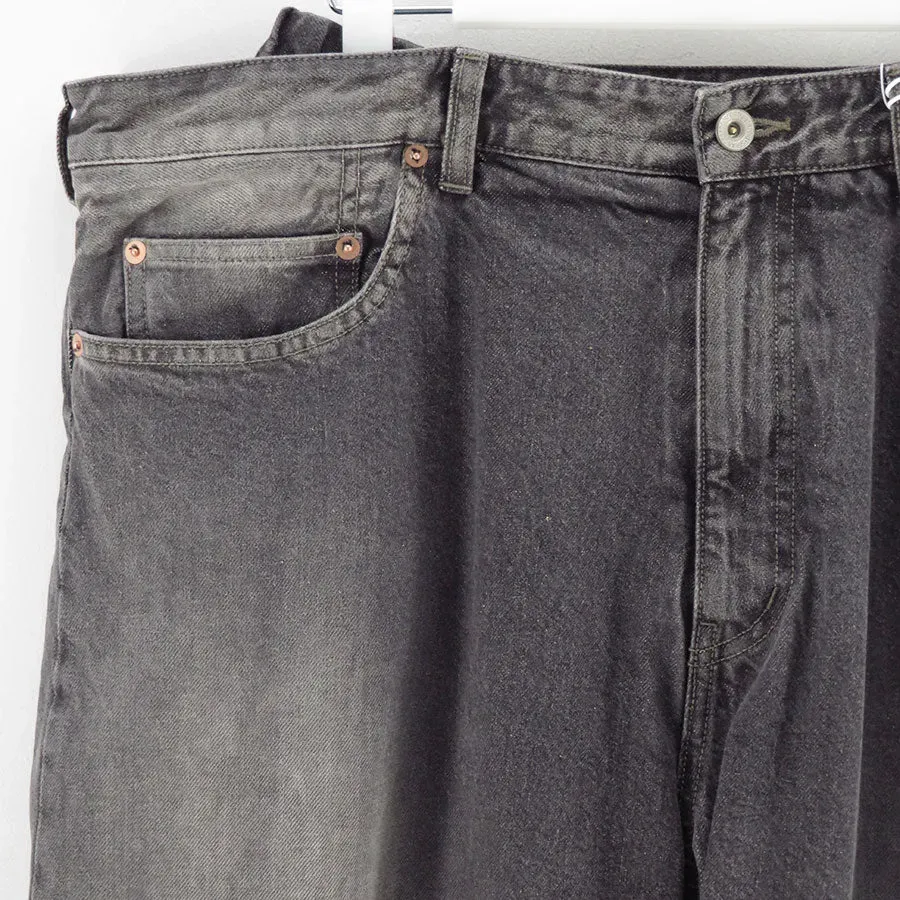 Floating Waist Denim Pants