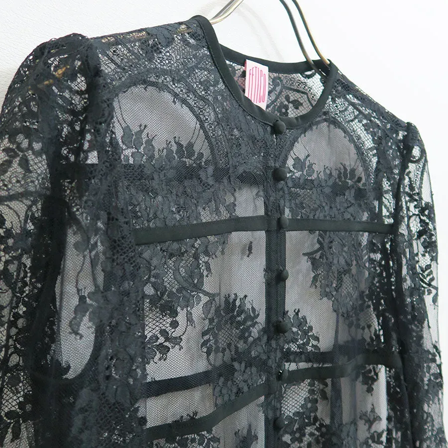 Lace Gathered Blouse