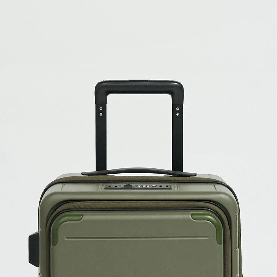 Ace. × Fts Cabin Case