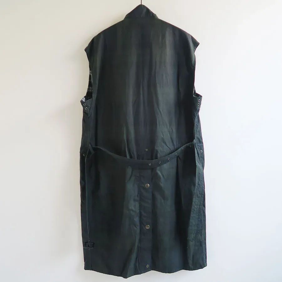 Oiled Tartan Plaid Sleeveless Hunter Coat
