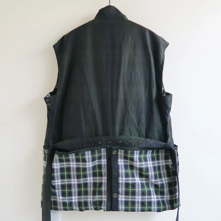 Oiled Tartan Plaid Sleeveless Hunter Coat