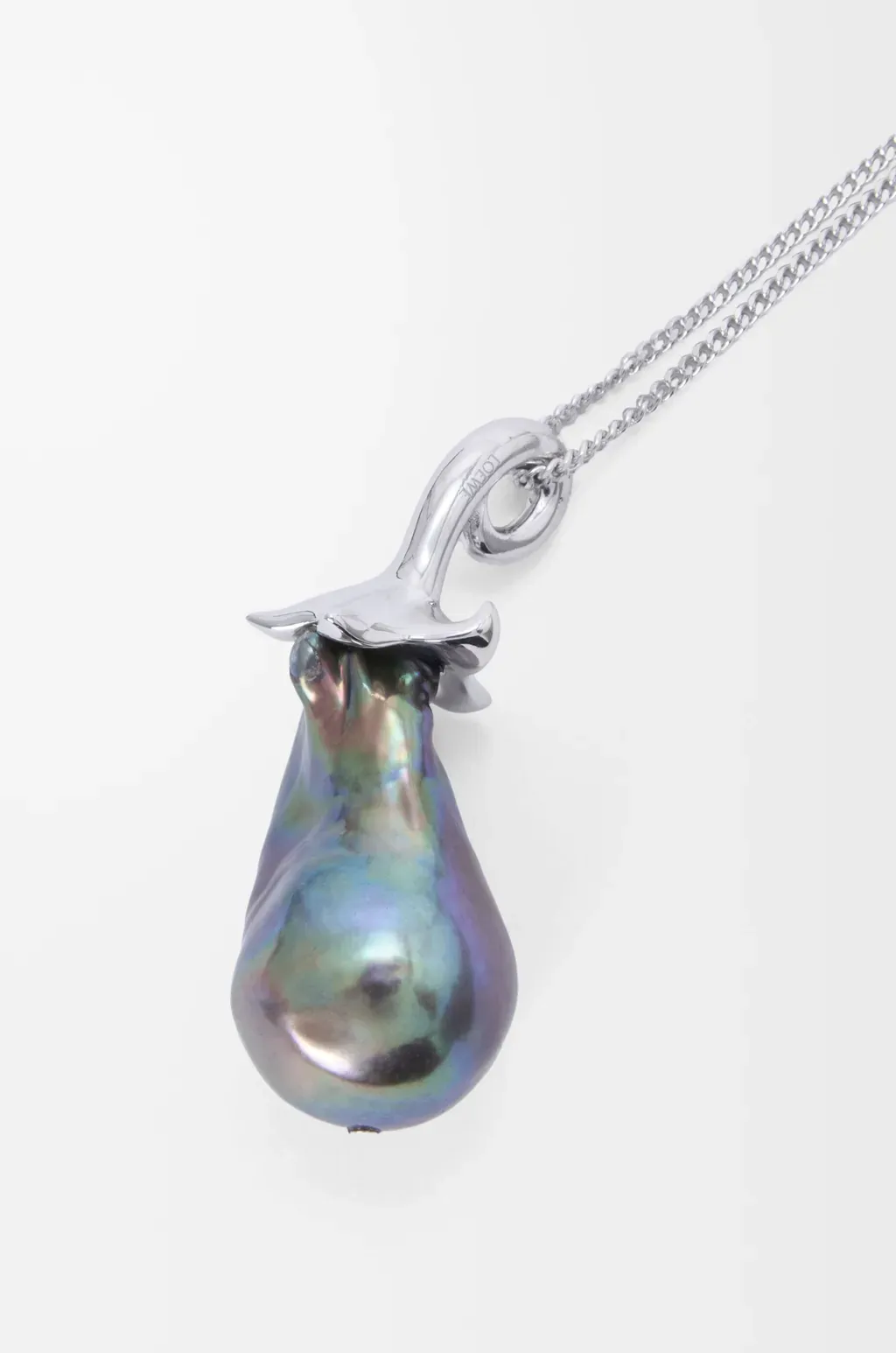 Aubergine Necklace In Sterling Silver And Pearl
