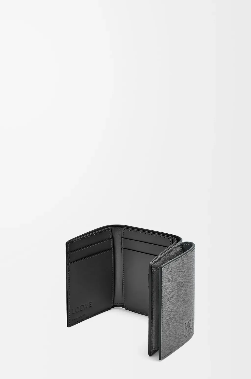 Trifold Wallet In Soft Grained Calfskin