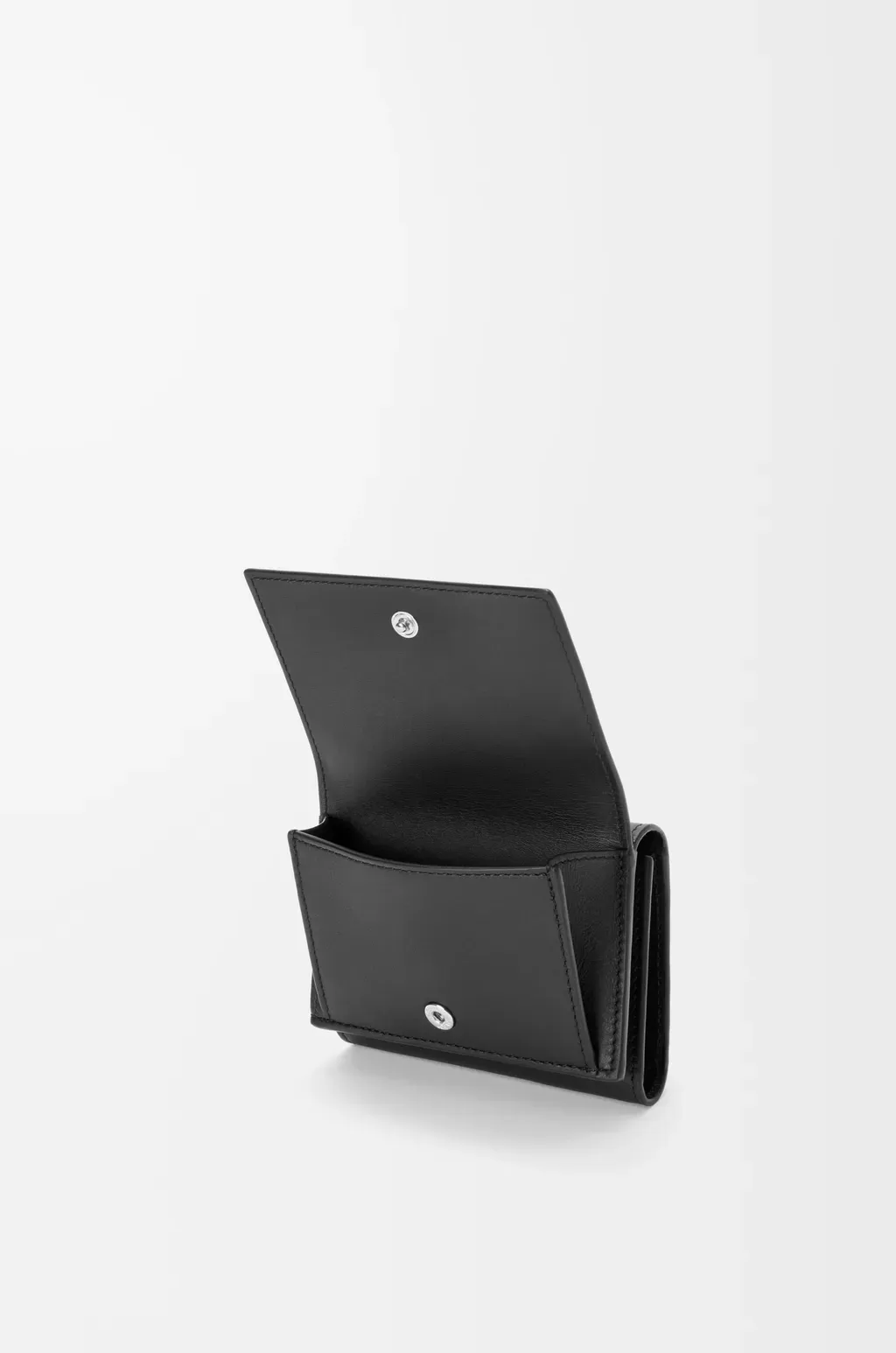 Trifold Wallet In Satin Calfskin