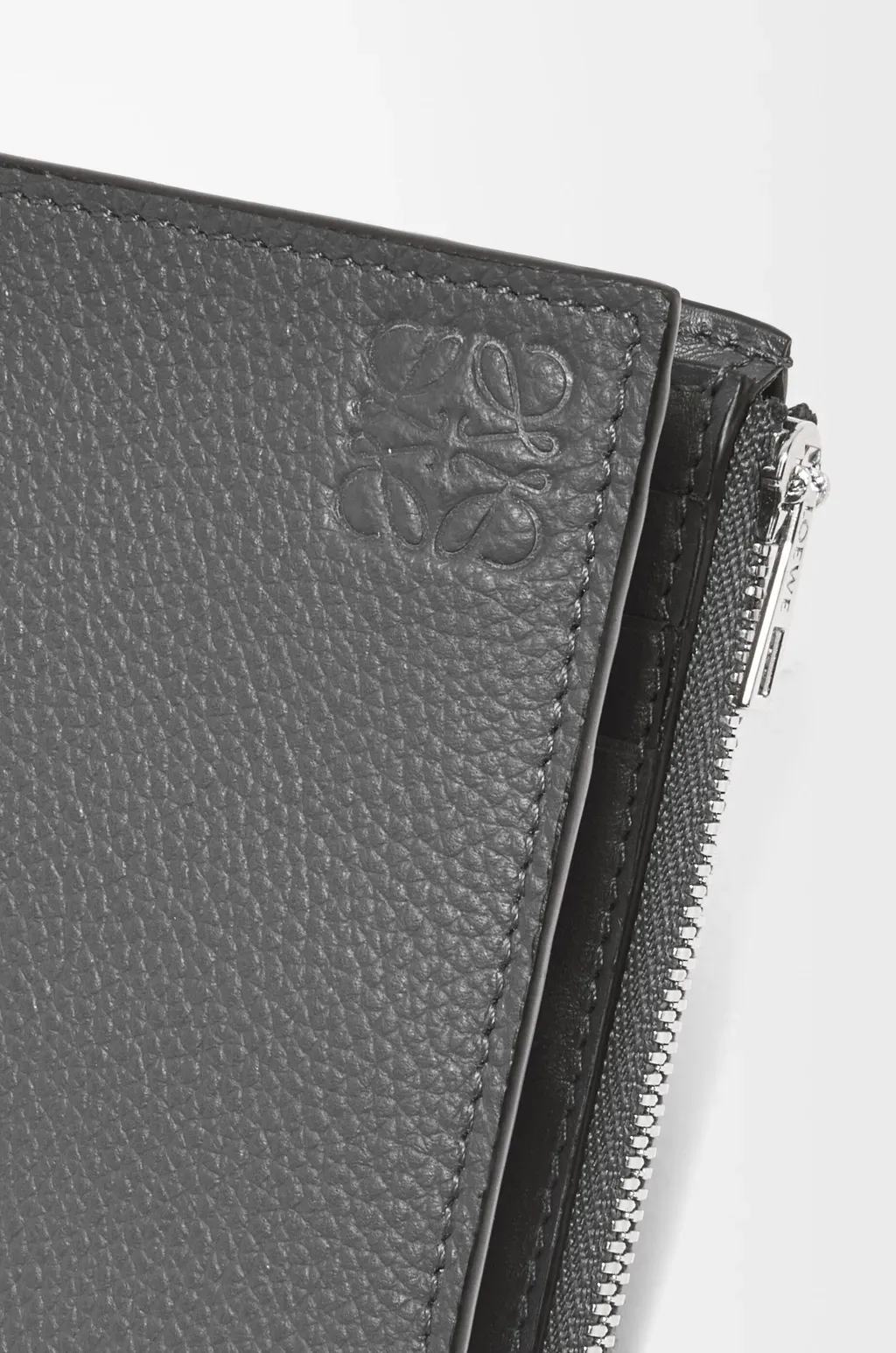 Slim Compact Wallet In Soft Grained Calfskin