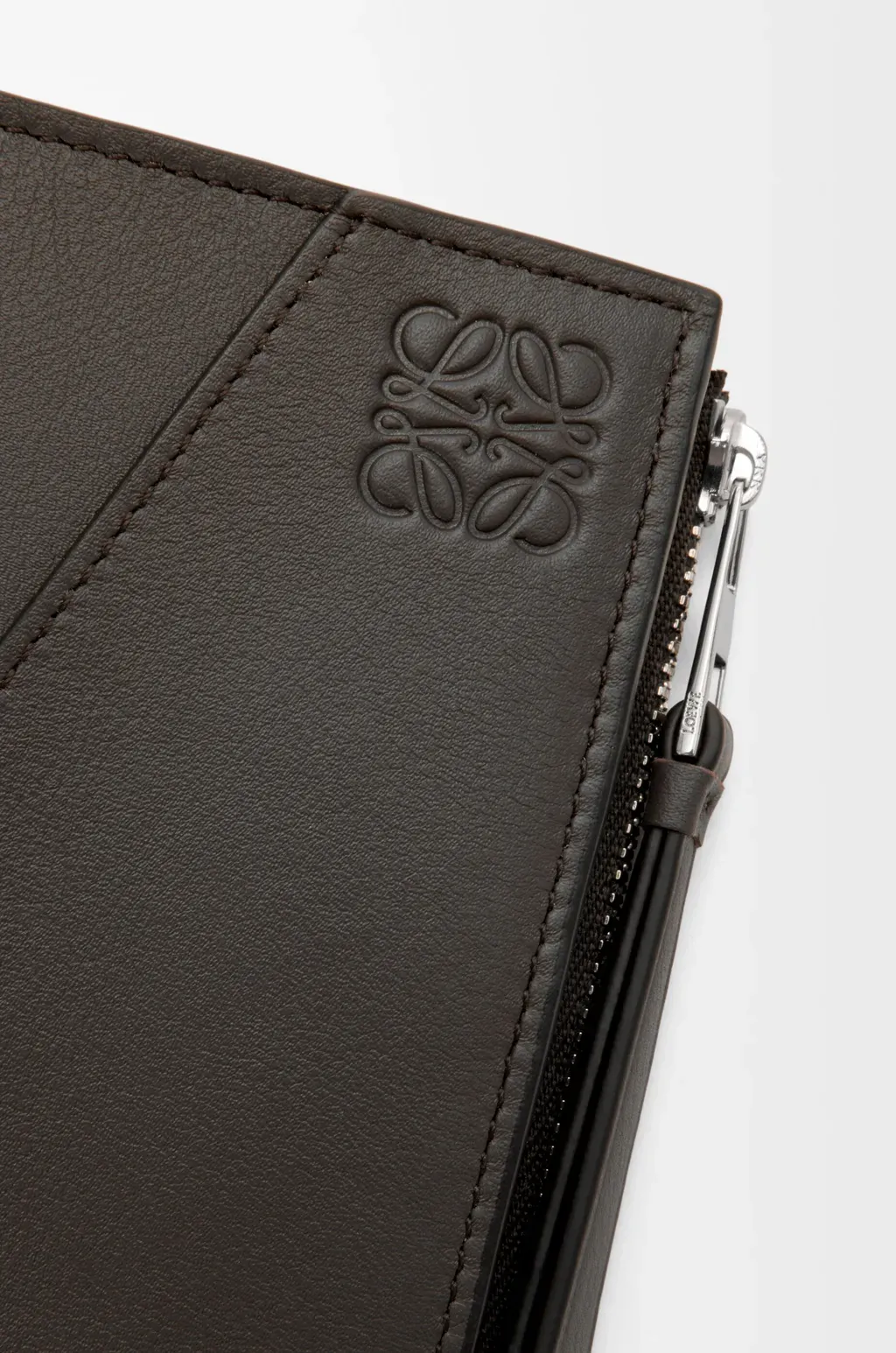 Puzzle Slim Compact Wallet In Classic Calfskin