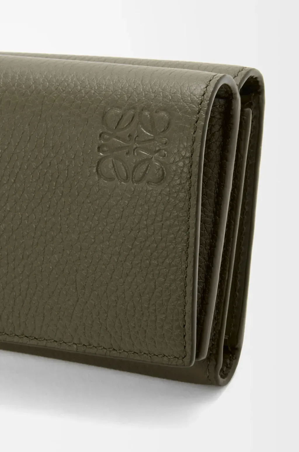 Trifold Wallet In Soft Grained Calfskin