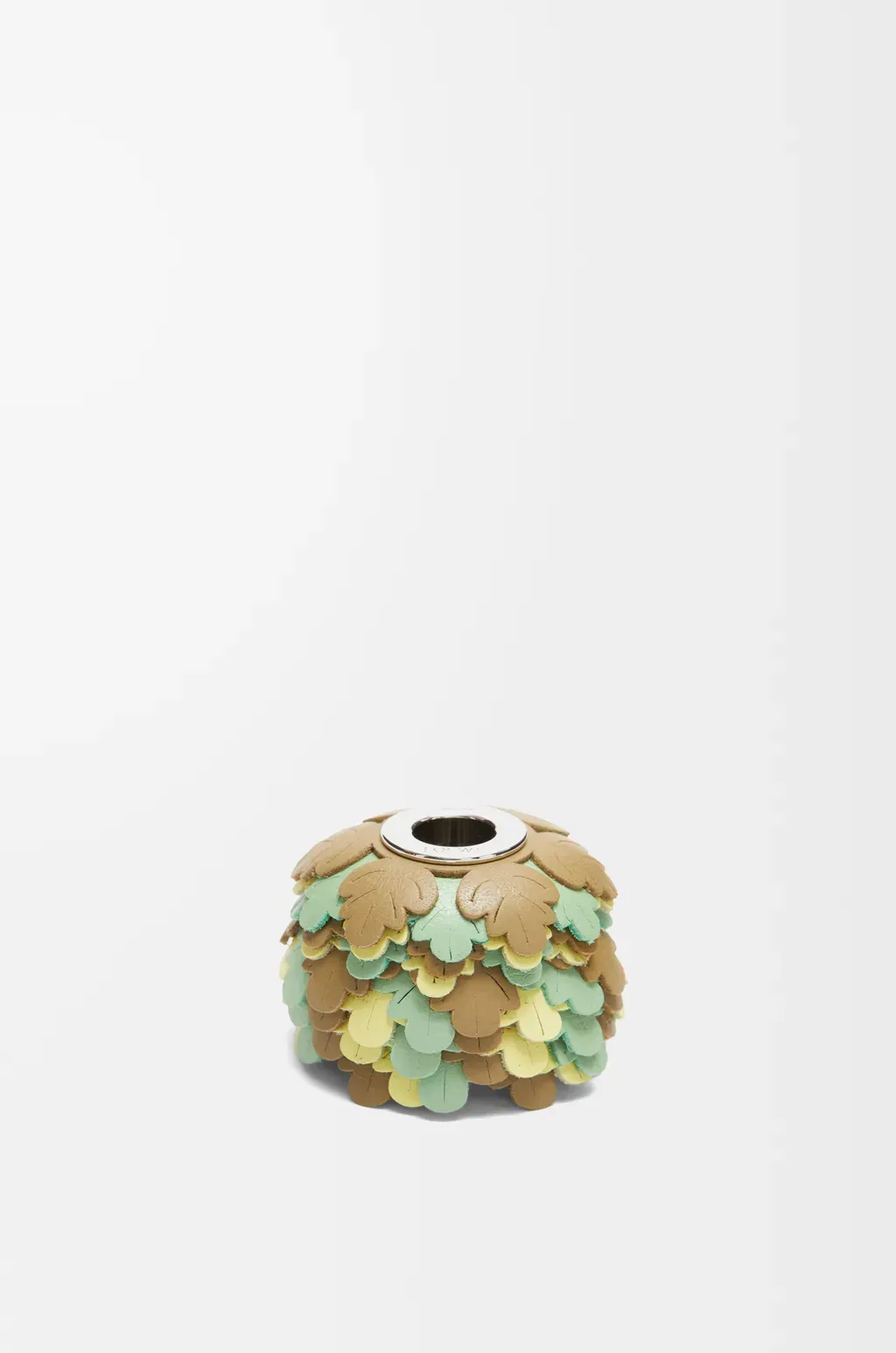 Small Leaves Charm In Calfskin
