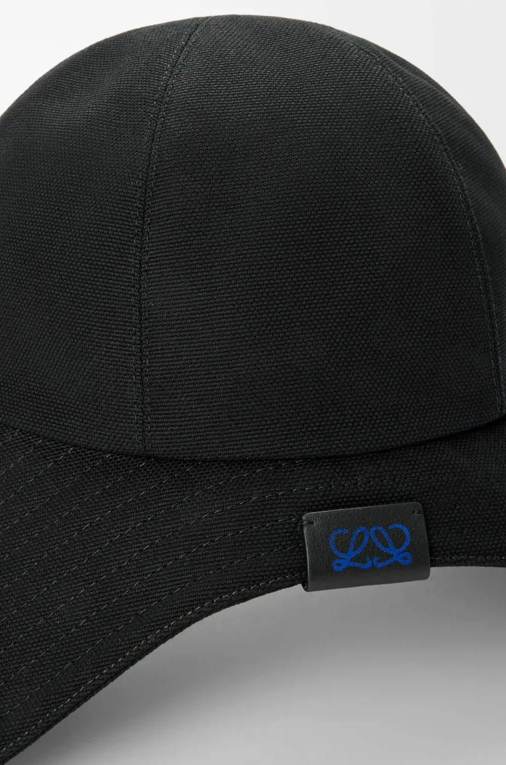Hiker Hat In Canvas