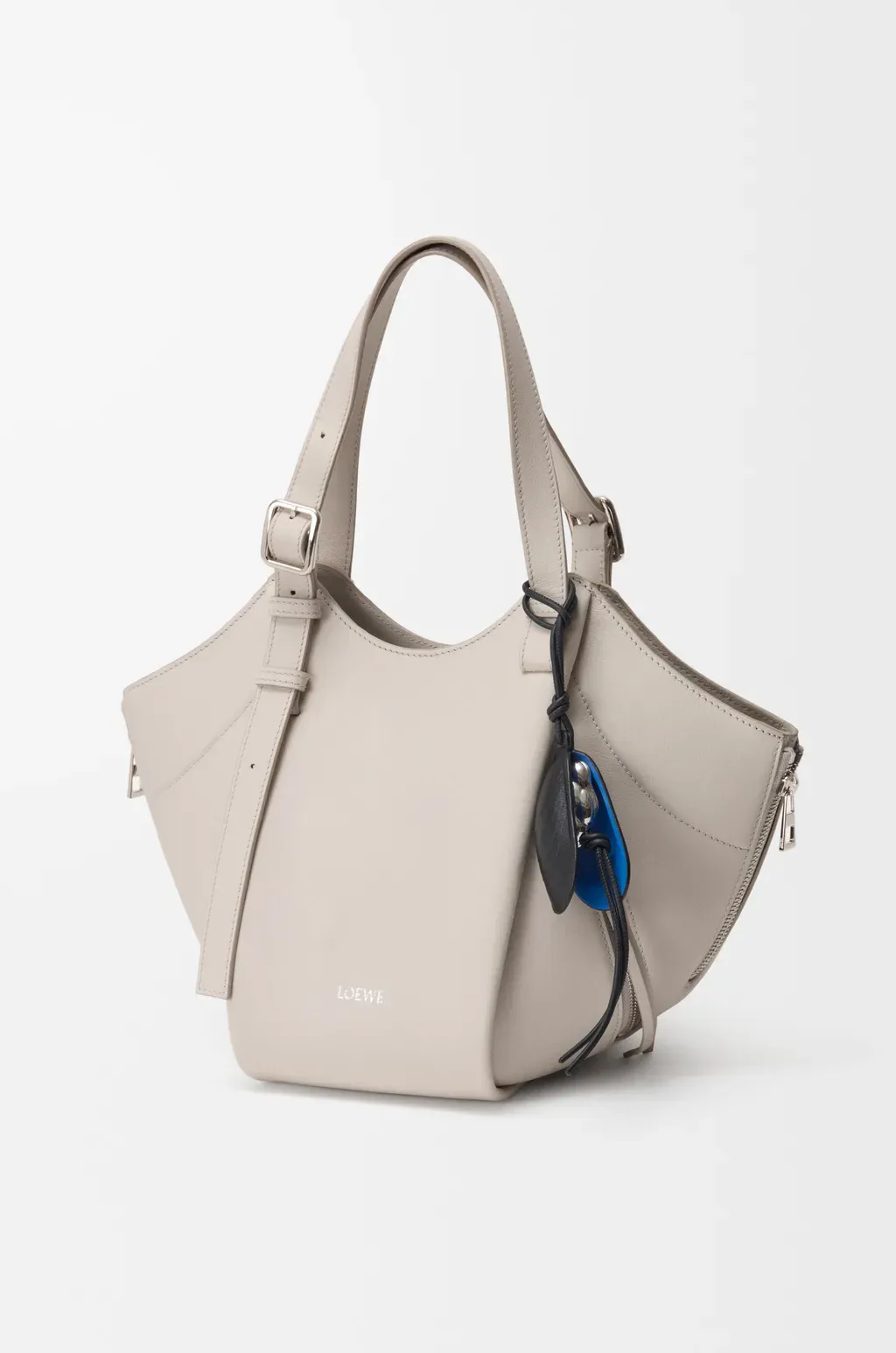 Shell Charm In Leather