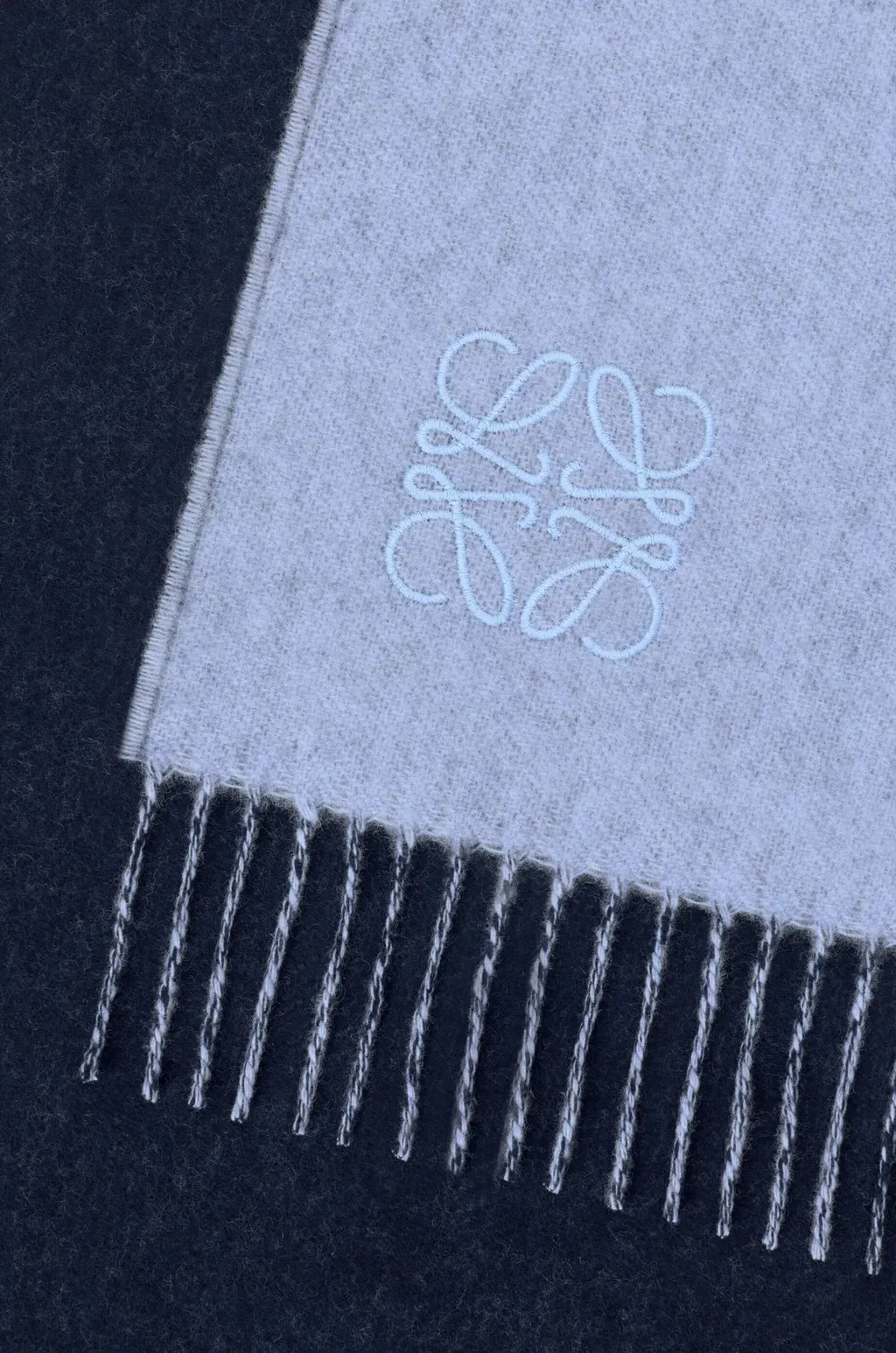 Scarf In Wool And Cashmere