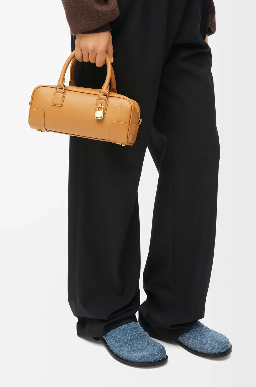 Amazona 23 Cropped Bag In Nappa Calfskin