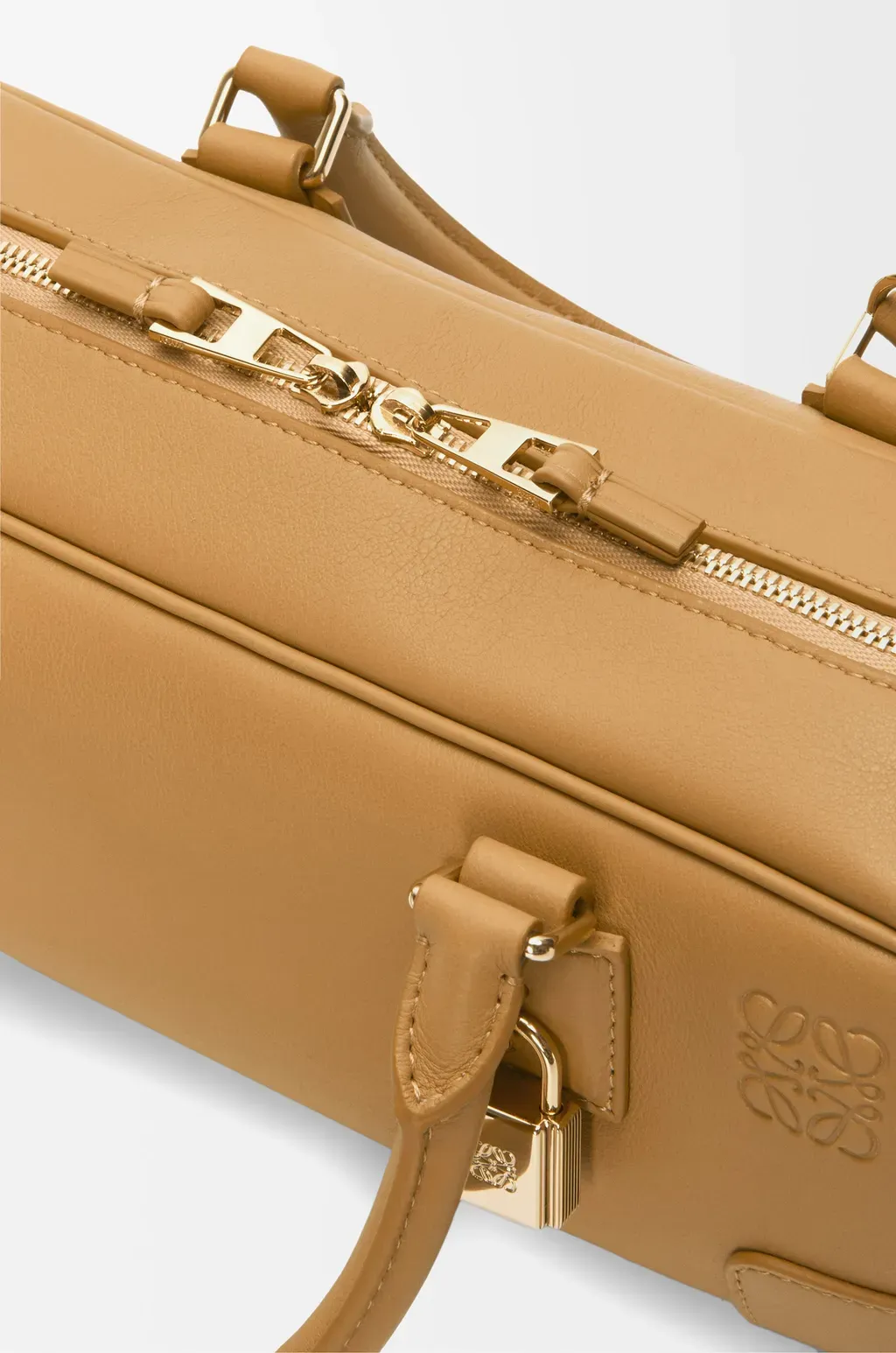 Amazona 23 Cropped Bag In Nappa Calfskin