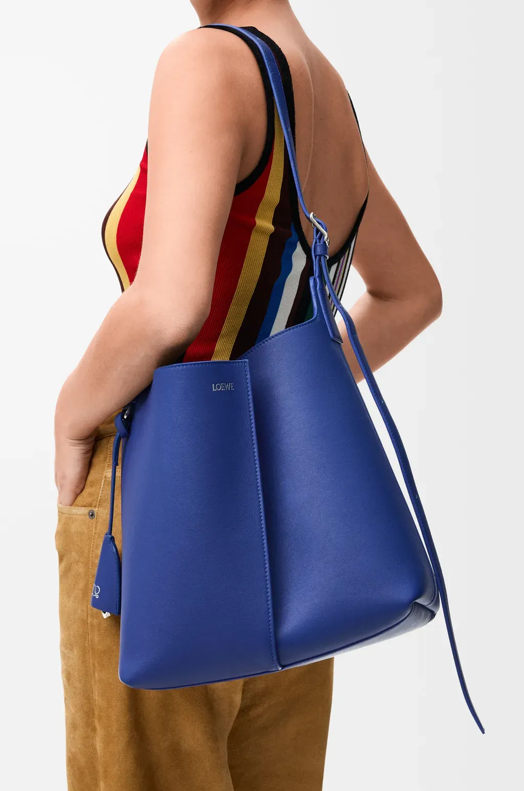 Medium Bilbao Bucket In Smooth Calfskin