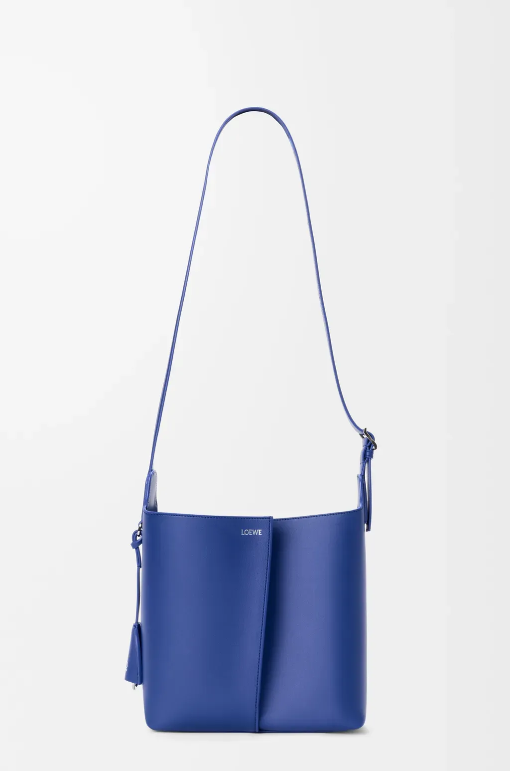 Medium Bilbao Bucket In Smooth Calfskin