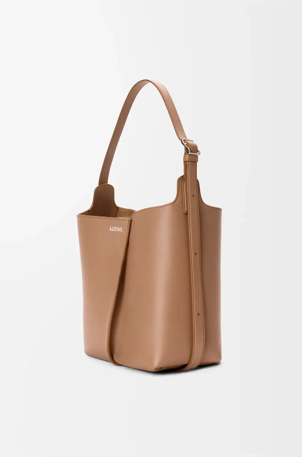 Medium Bilbao Bucket In Smooth Calfskin