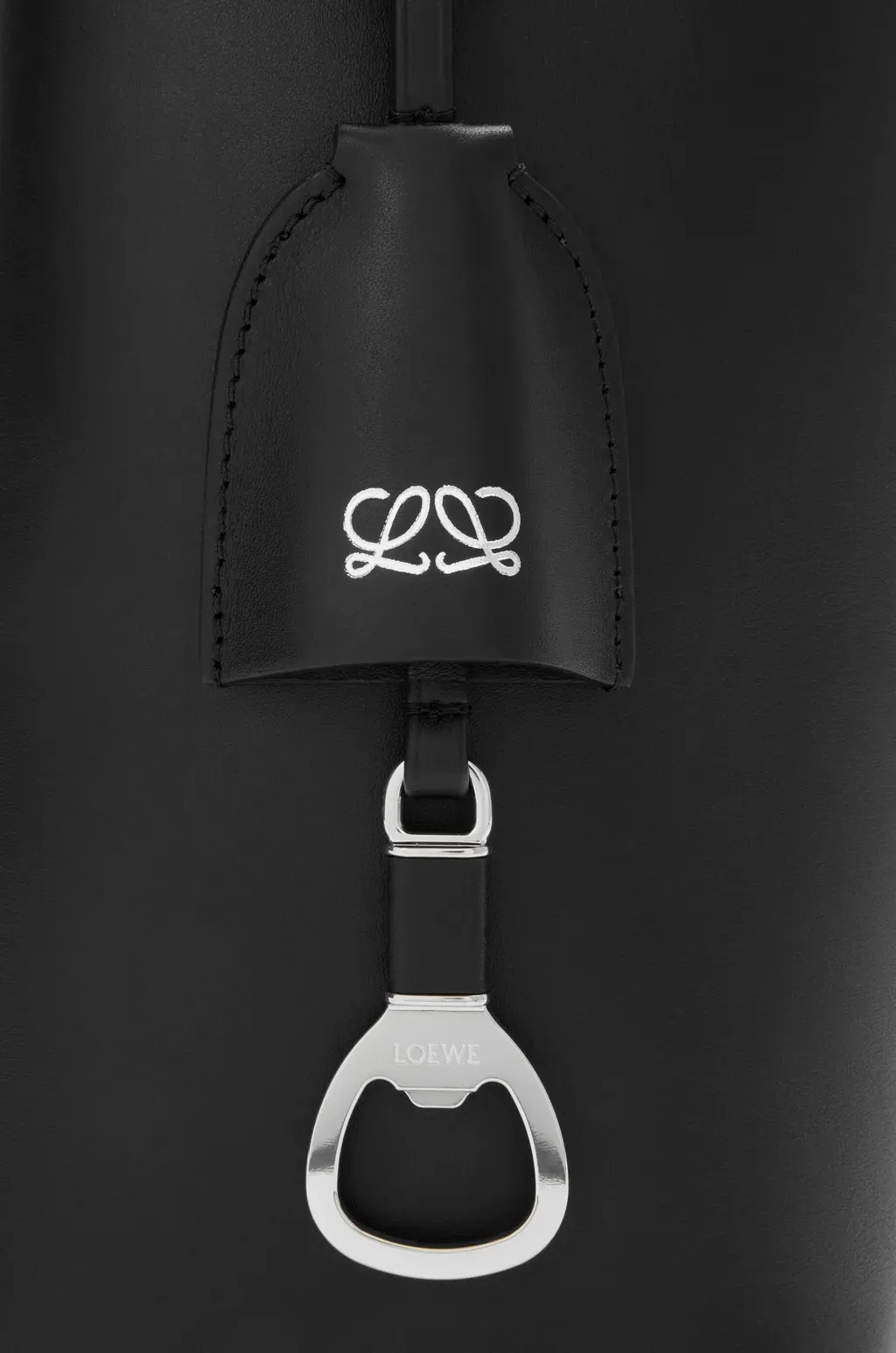 Medium Bilbao Bucket In Smooth Calfskin