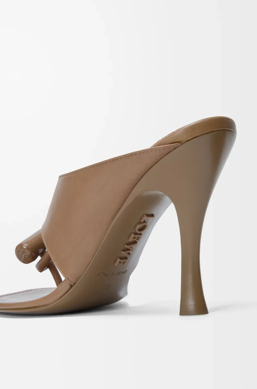 Toggle Sandal In Shiny Smooth Calfskin