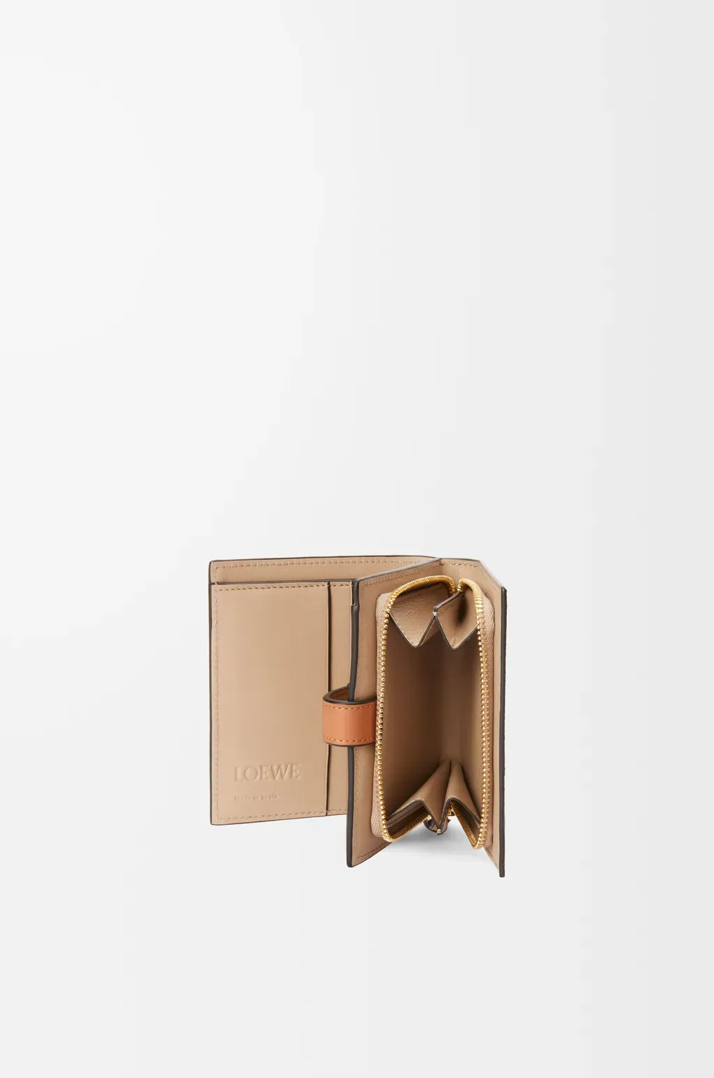 Compact Zip Wallet In Soft Grained Calfskin