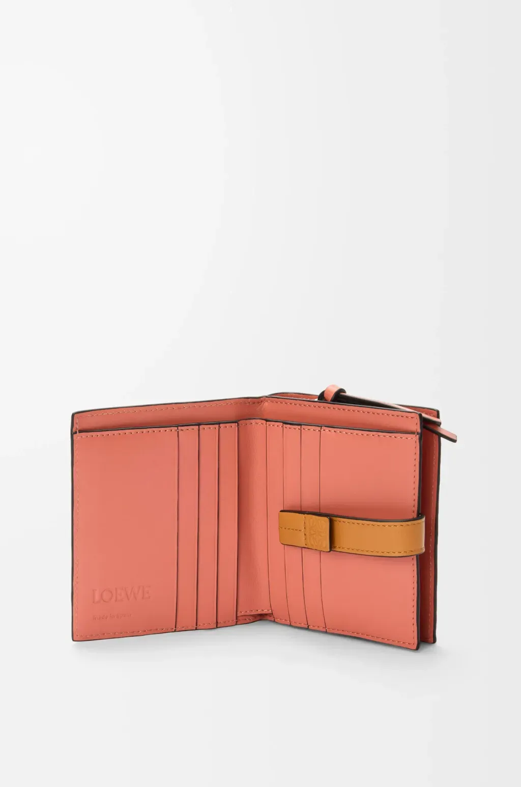 Compact Zip Wallet In Soft Grained Calfskin
