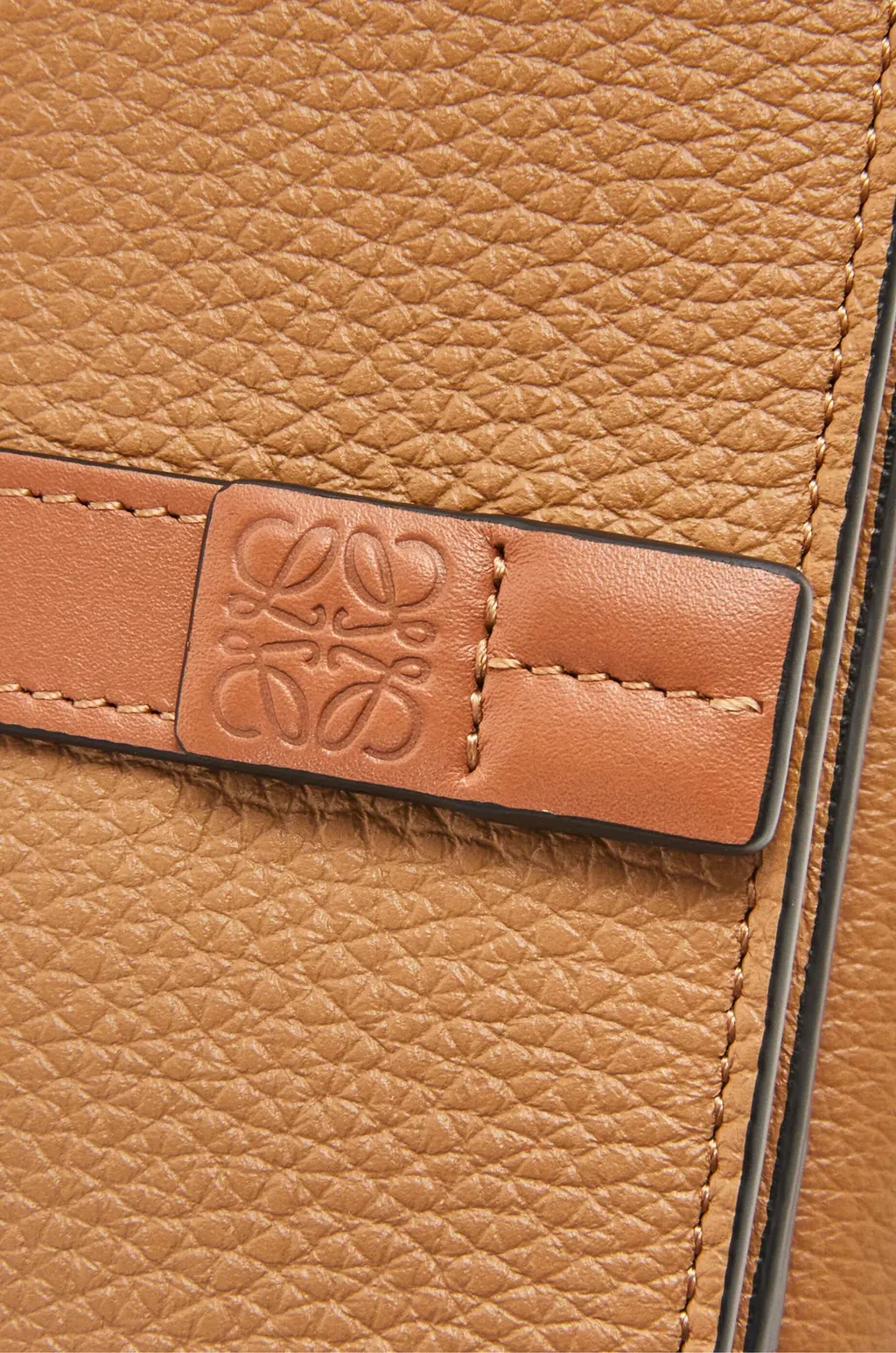 Trifold Wallet In Soft Grained Calfskin