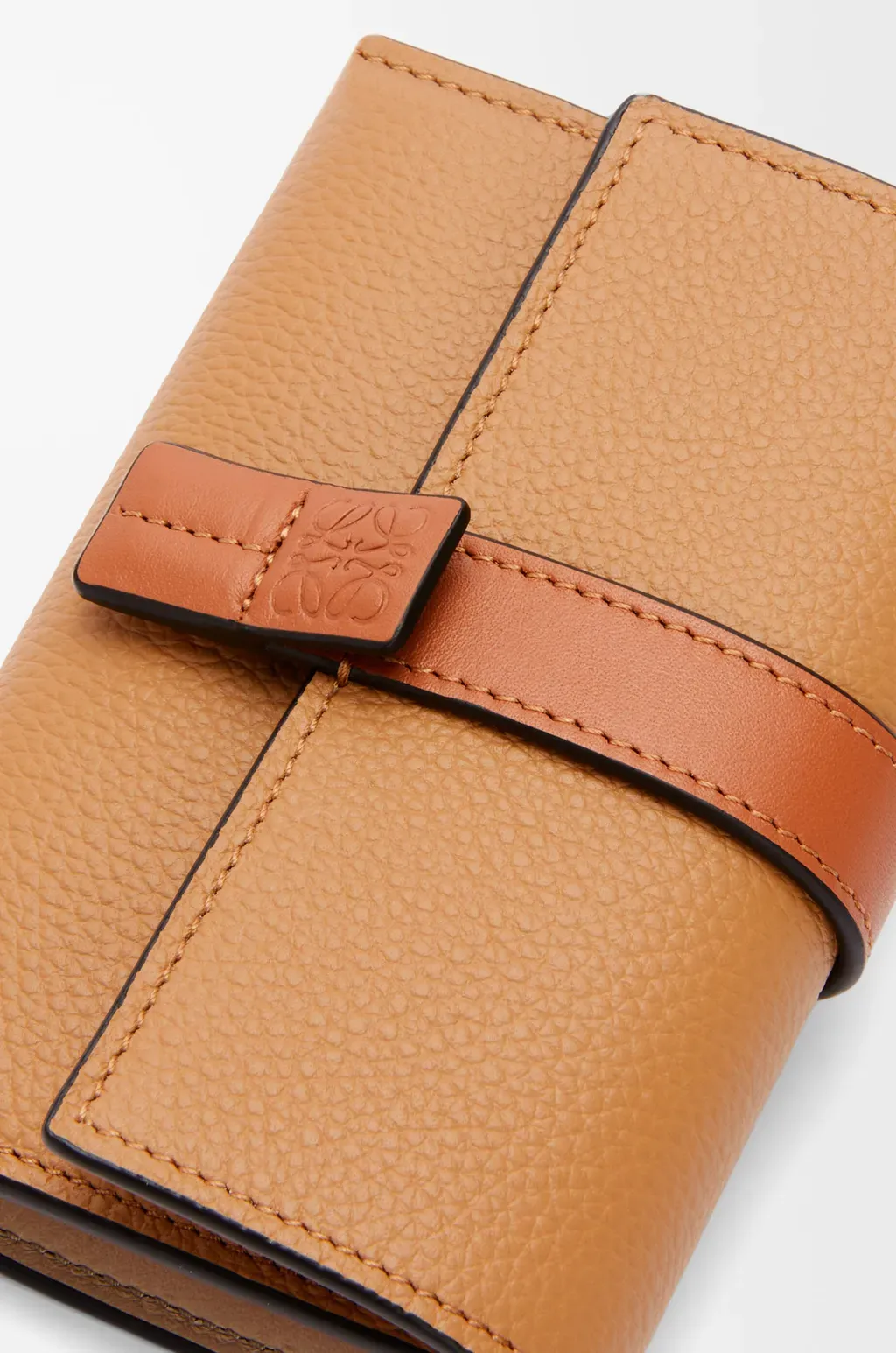 Small Vertical Wallet In Soft Grained Calfskin