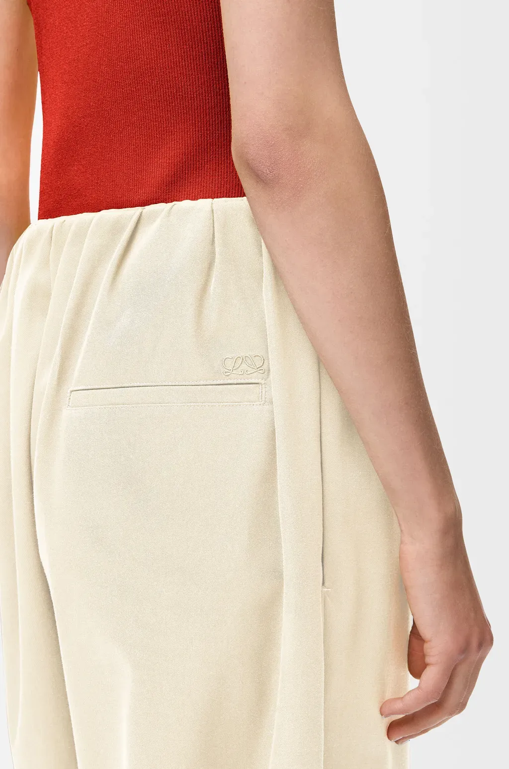 Cropped Belted Trousers In Cotton And Silk