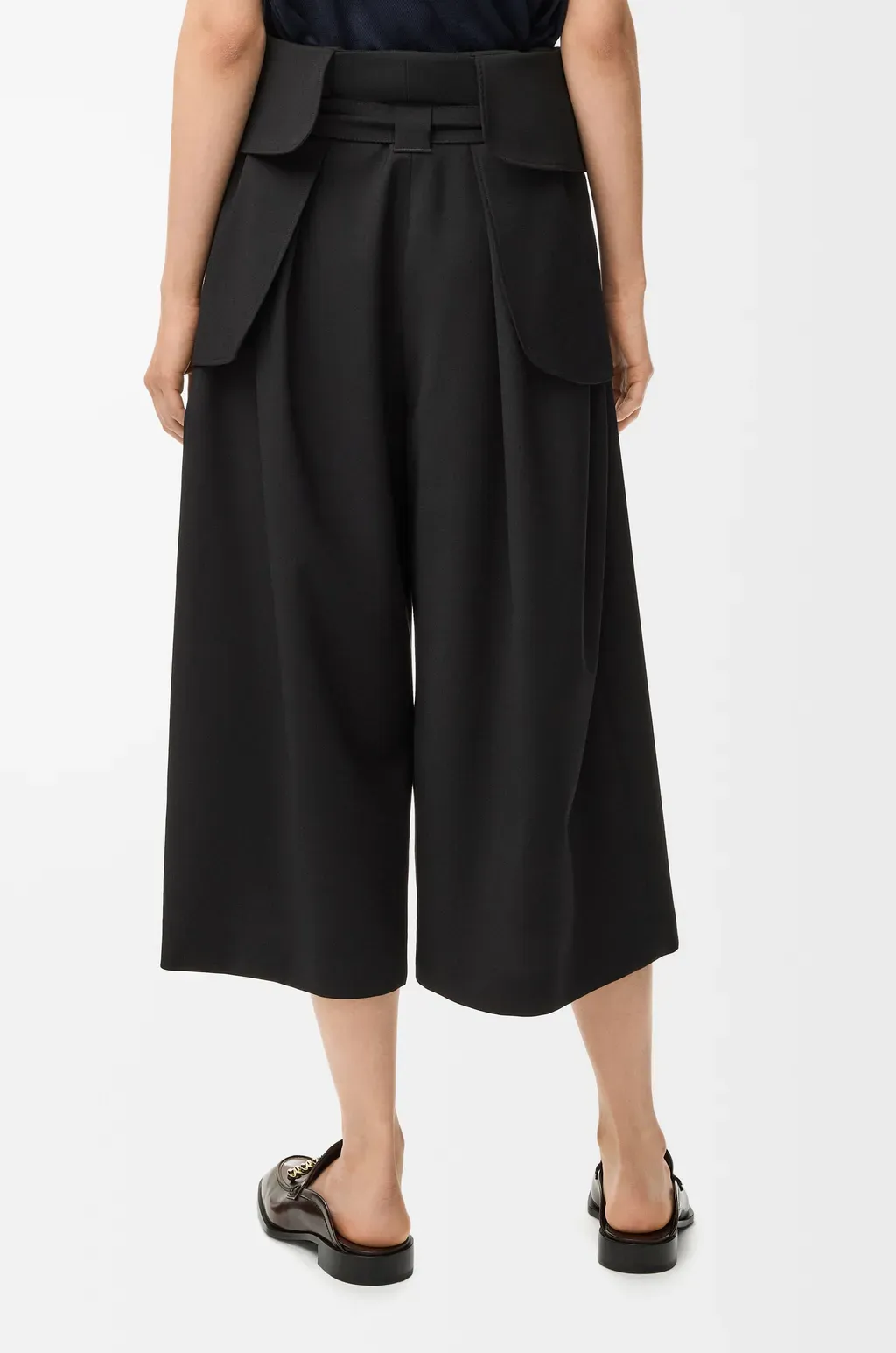 Cropped Cargo Trousers In Wool