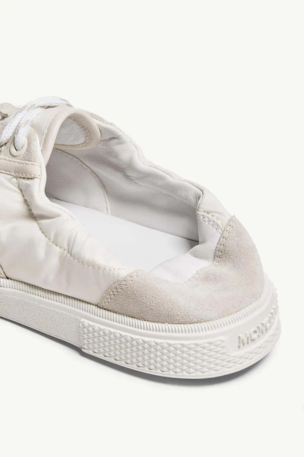 Vera Leisure Nylon Sneakers