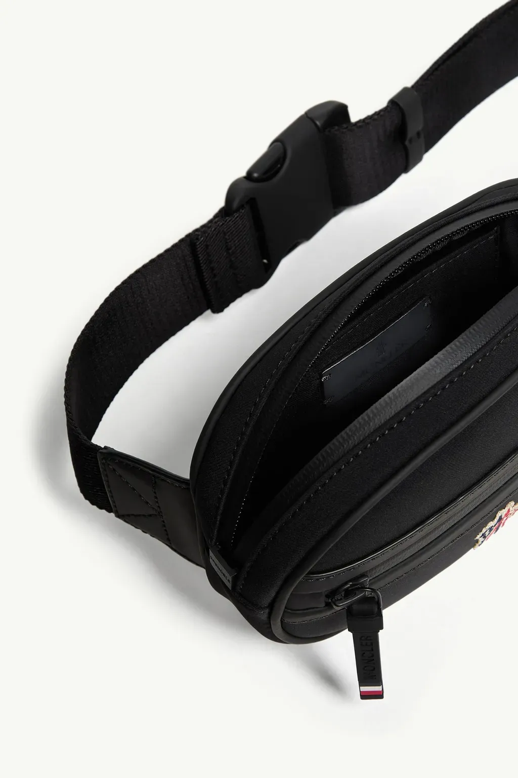 Water-Repellent Belt Bag