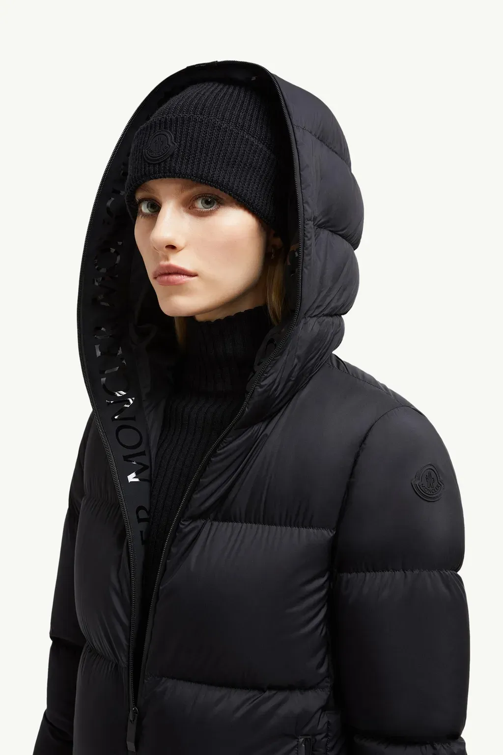Arredoun Hooded Long Down Jacket