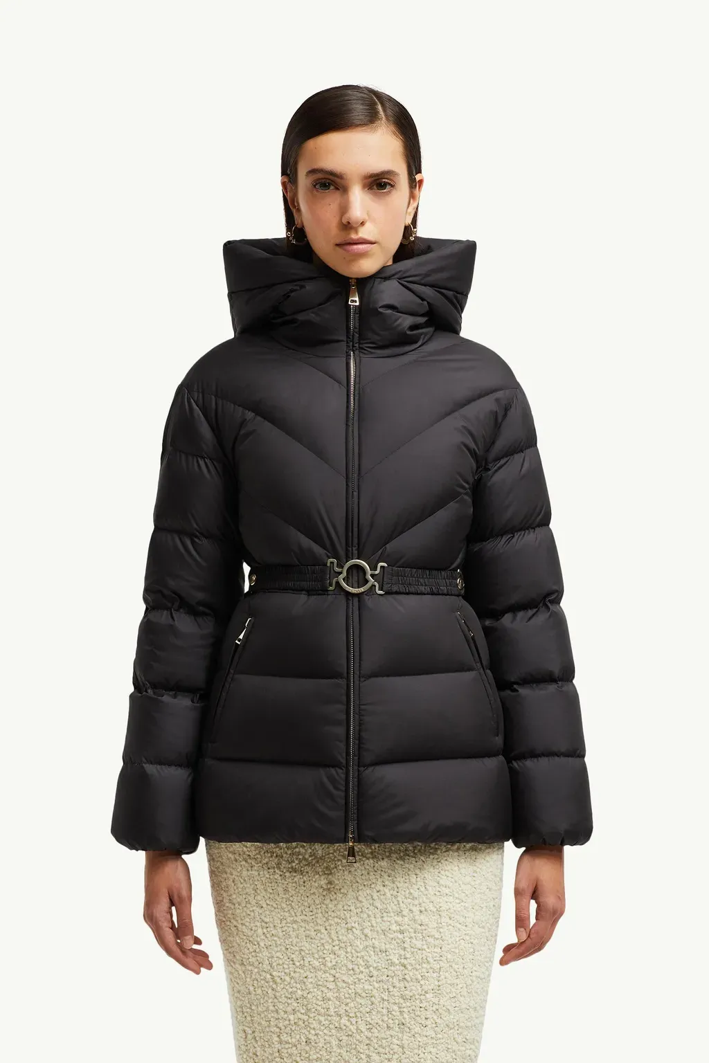 Brosse Diagonal-Quilted Hooded Short Down Jacket