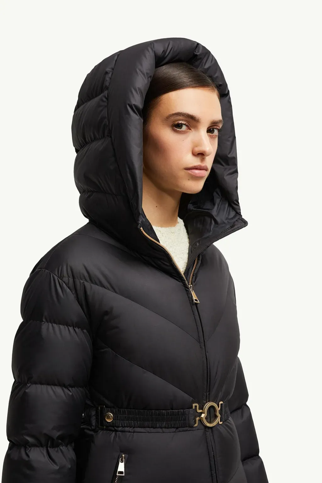 Brosse Diagonal-Quilted Hooded Short Down Jacket