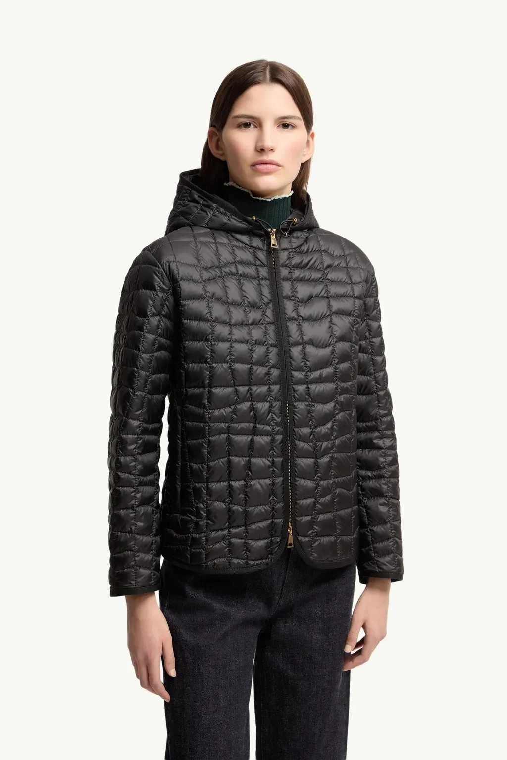 Eglantier Hooded Geometric-Quilted Short Down Jacket