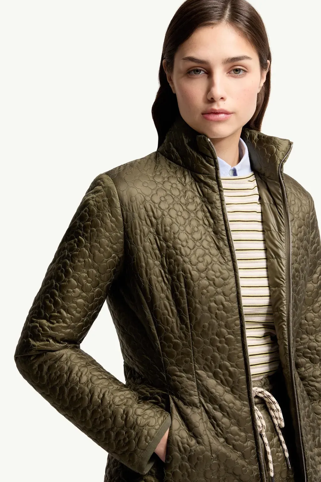 Geranium Floral-Quilted Short Down Jacket