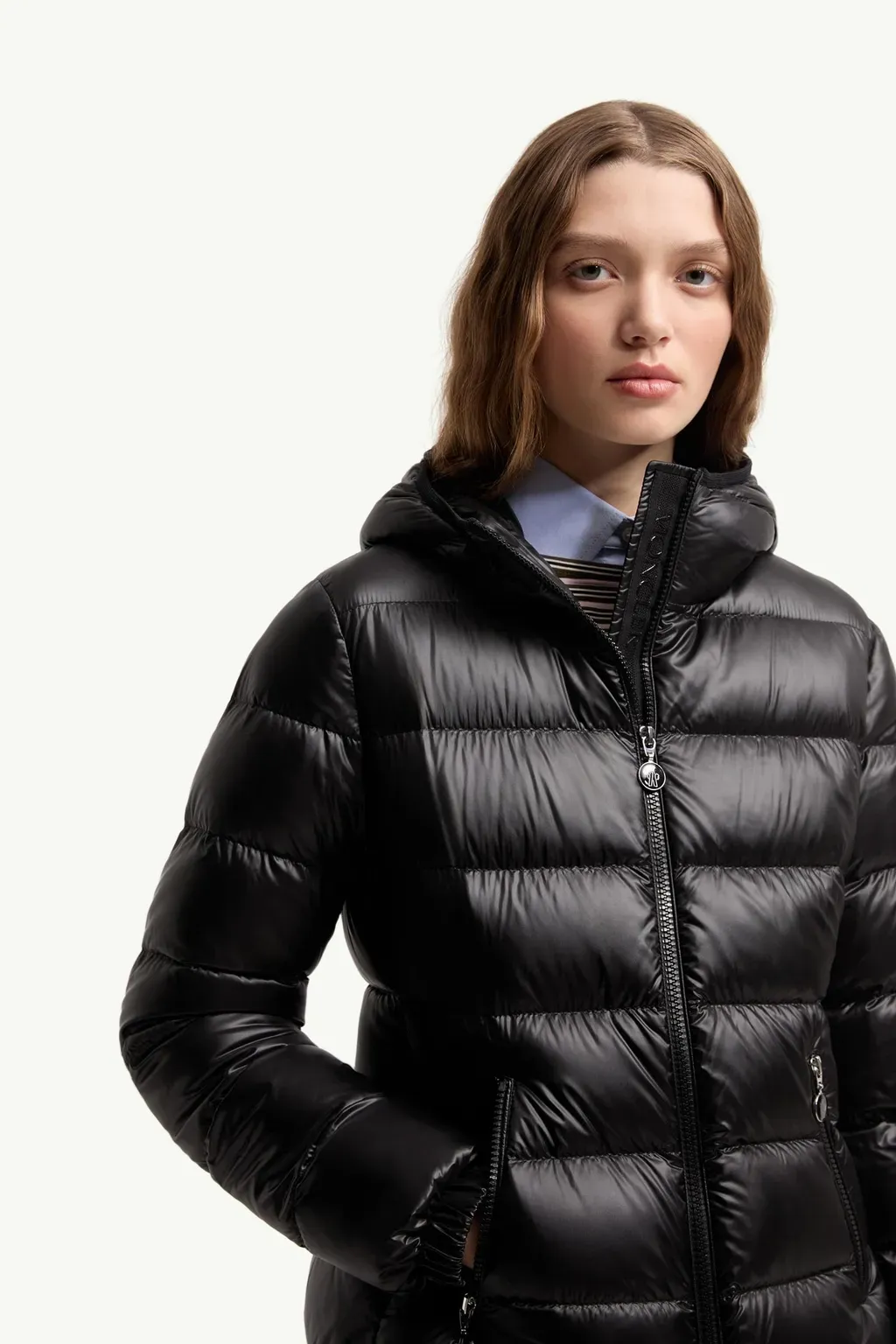 Glesse Hooded Short Down Jacket