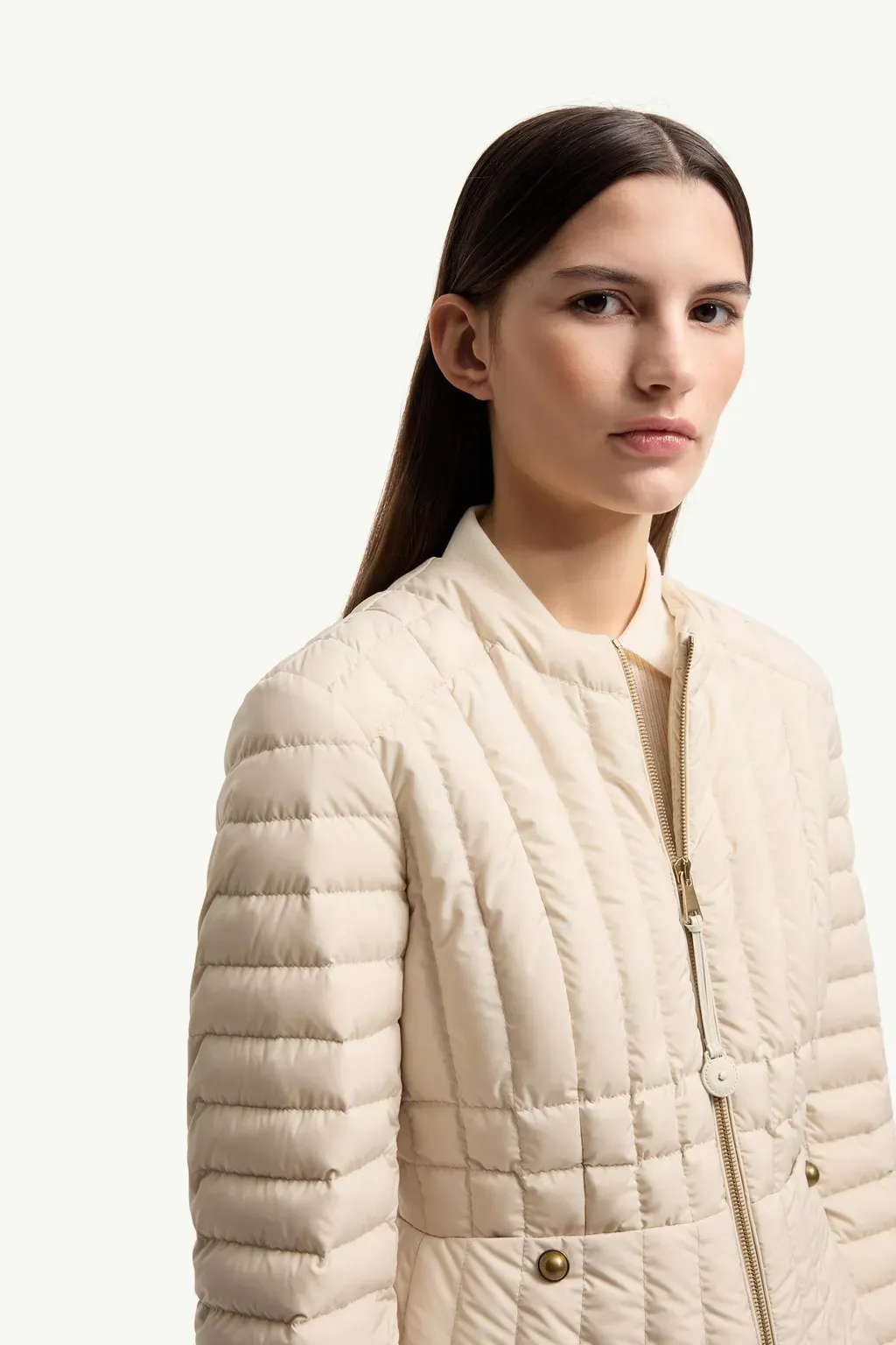 Menthe Vertical-Quilted Short Down Jacket